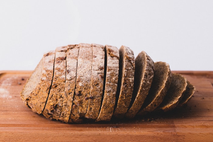 Pain de campagne tranché